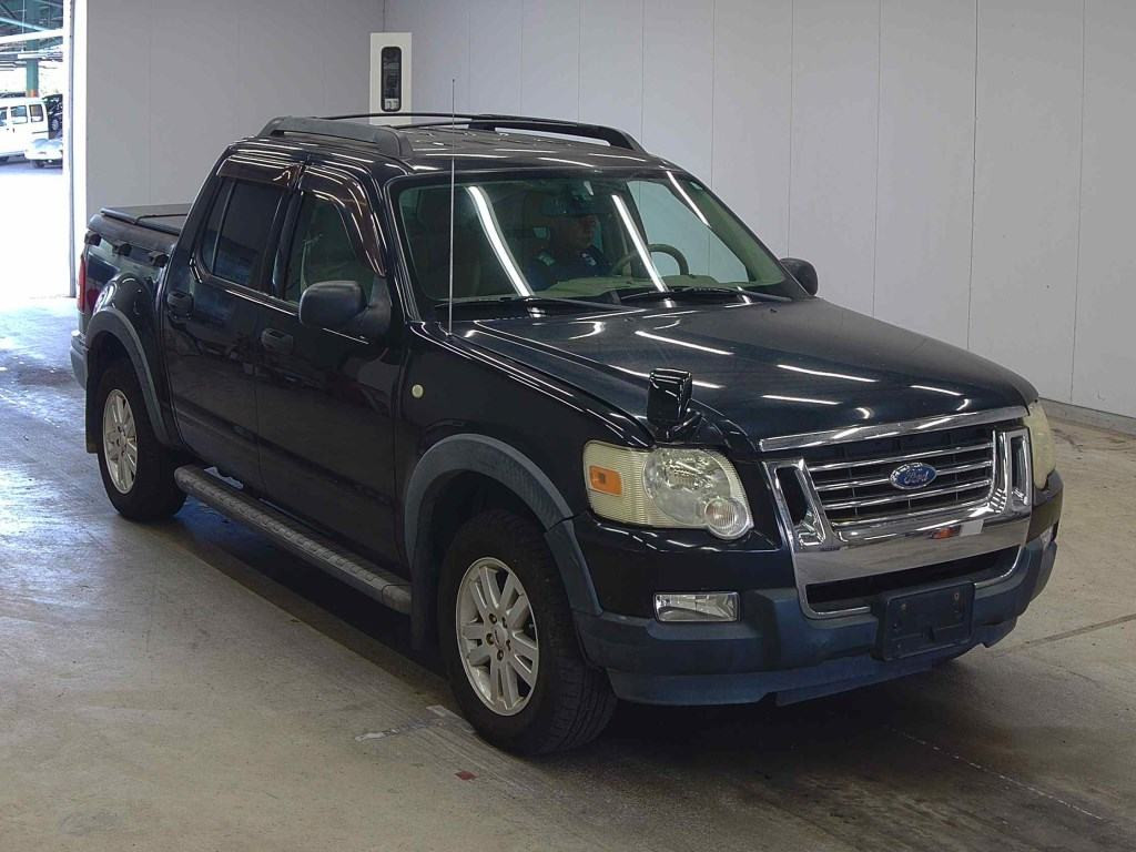 Ford Explorer Sport Trac 2008 z aukcji japońskiej