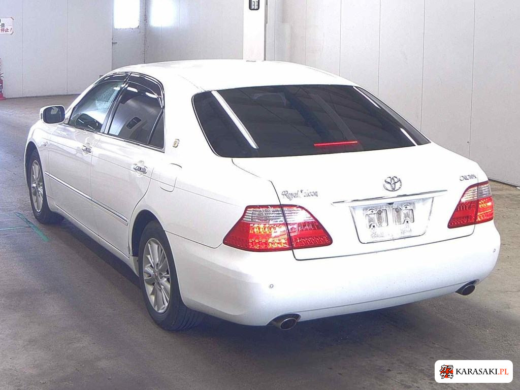 2005 Toyota Crown 4D Royal Saloon 2