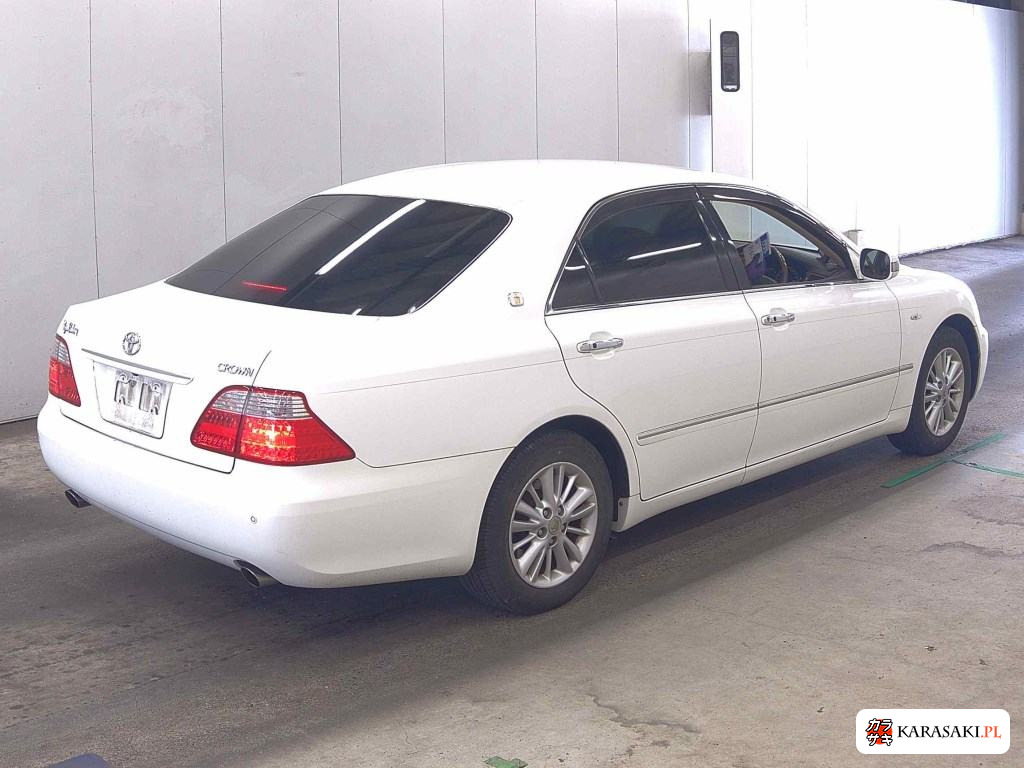 2005 Toyota Crown 4D Royal Saloon 4