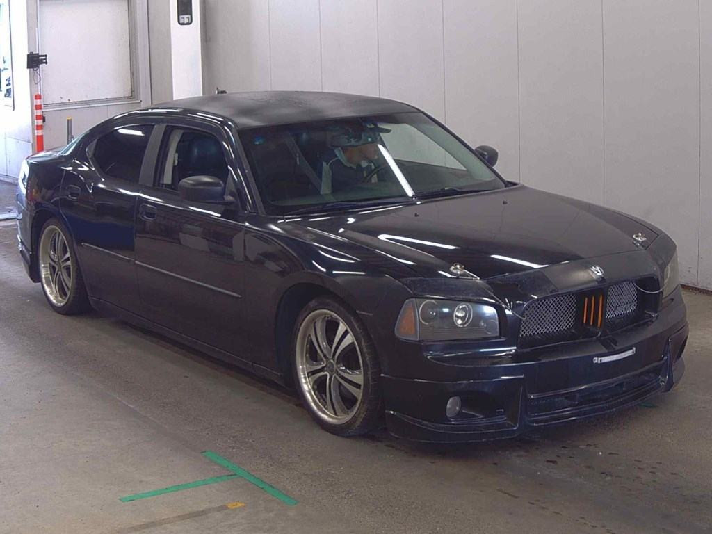 Dodge Charger 2013 z aukcji japońskiej