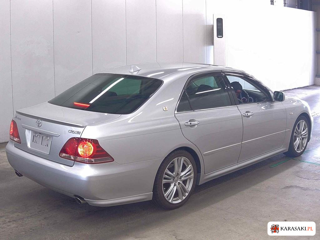 2005 Toyota Crown 4D Athlete 4