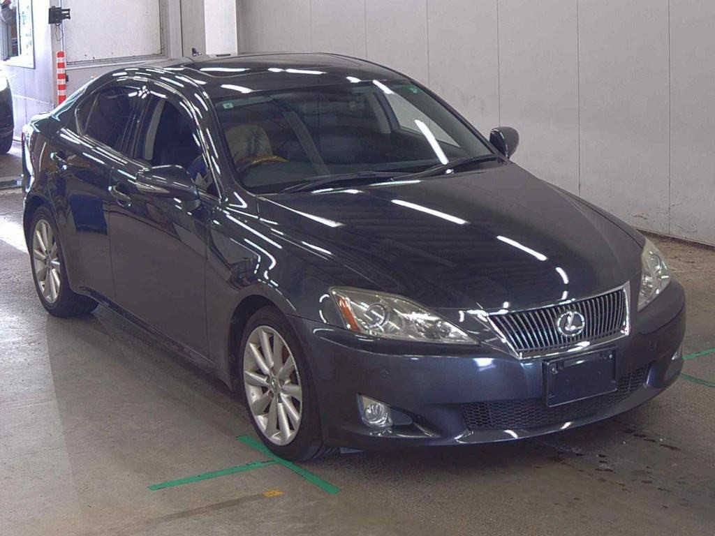 Lexus Is 2009 z aukcji japońskiej