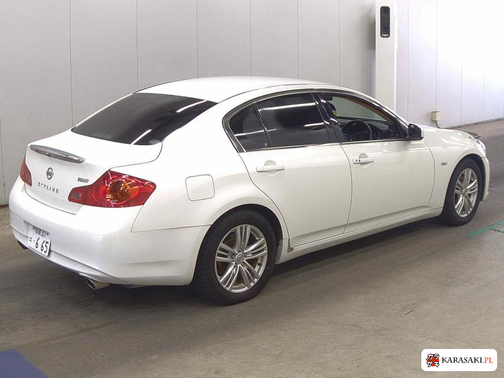 2010 Nissan Skyline 4D 250GT 4