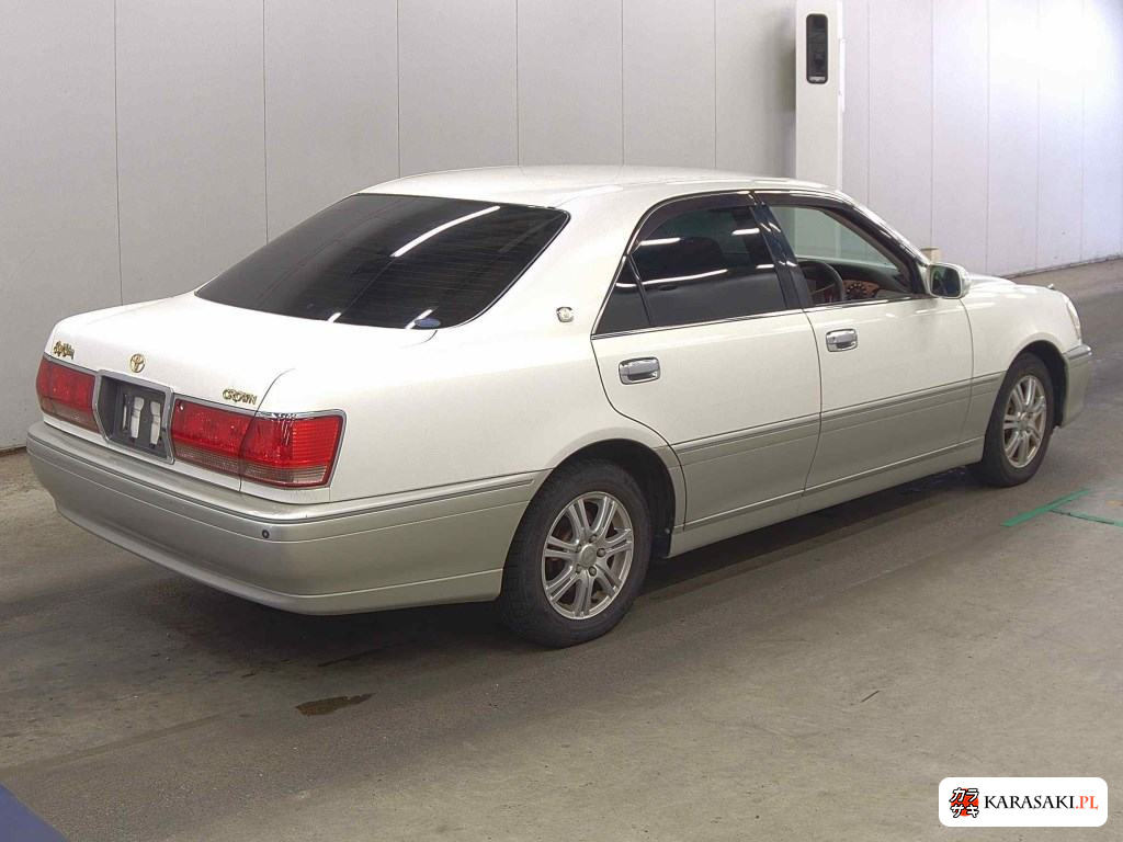 2003 Toyota Crown 4D Royal Saloon 4