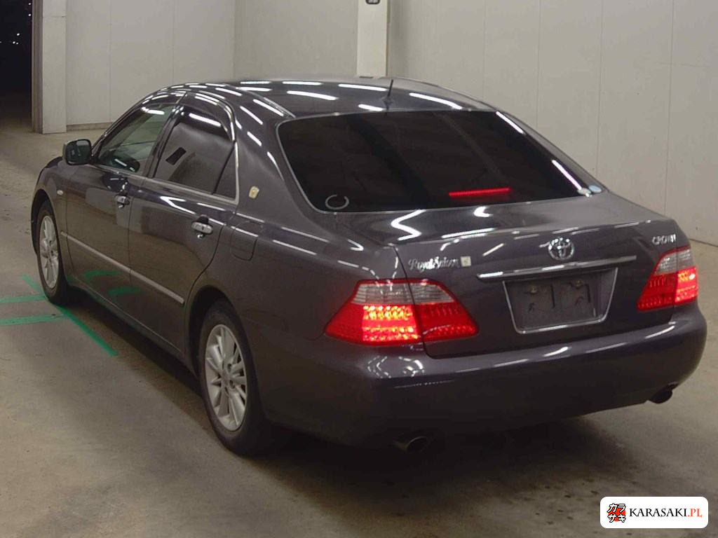 2005 Toyota Crown 4D Royal Saloon G 2