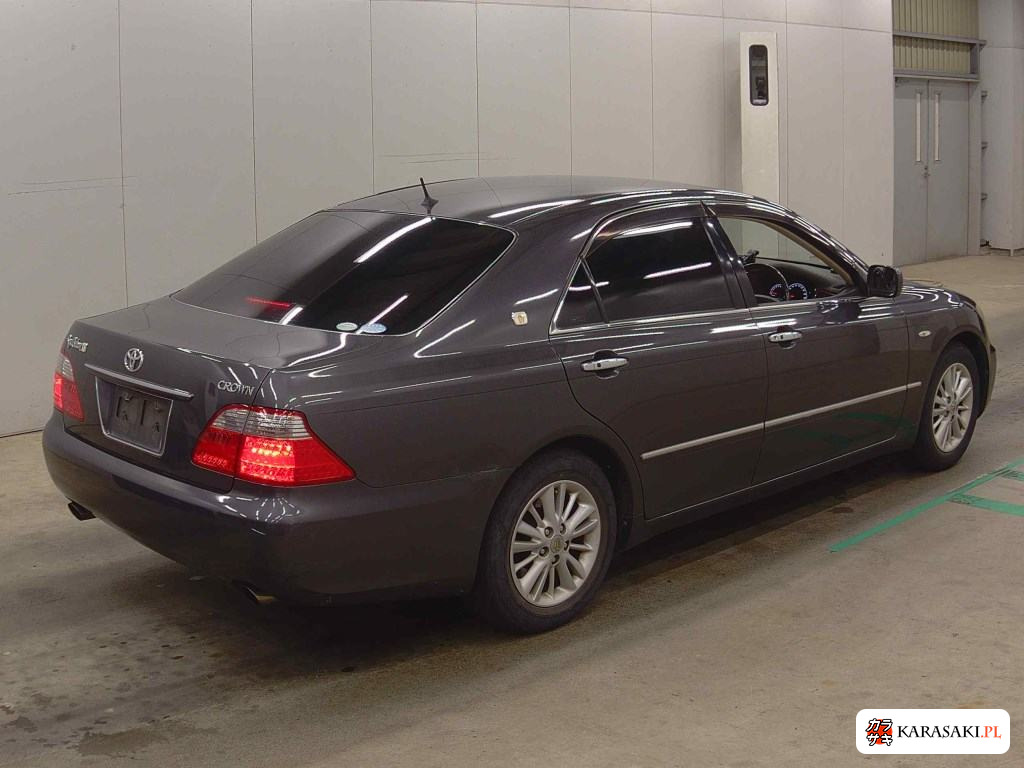 2005 Toyota Crown 4D Royal Saloon G 4