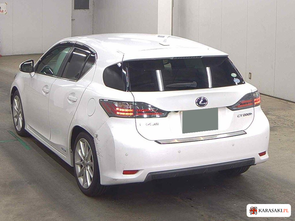 2011 Lexus CT CT200H Version L 2