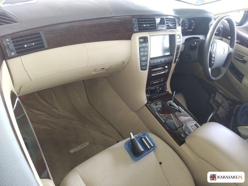 2007 Toyota Crown 4D Royal Saloon 60TH Special Edition 5