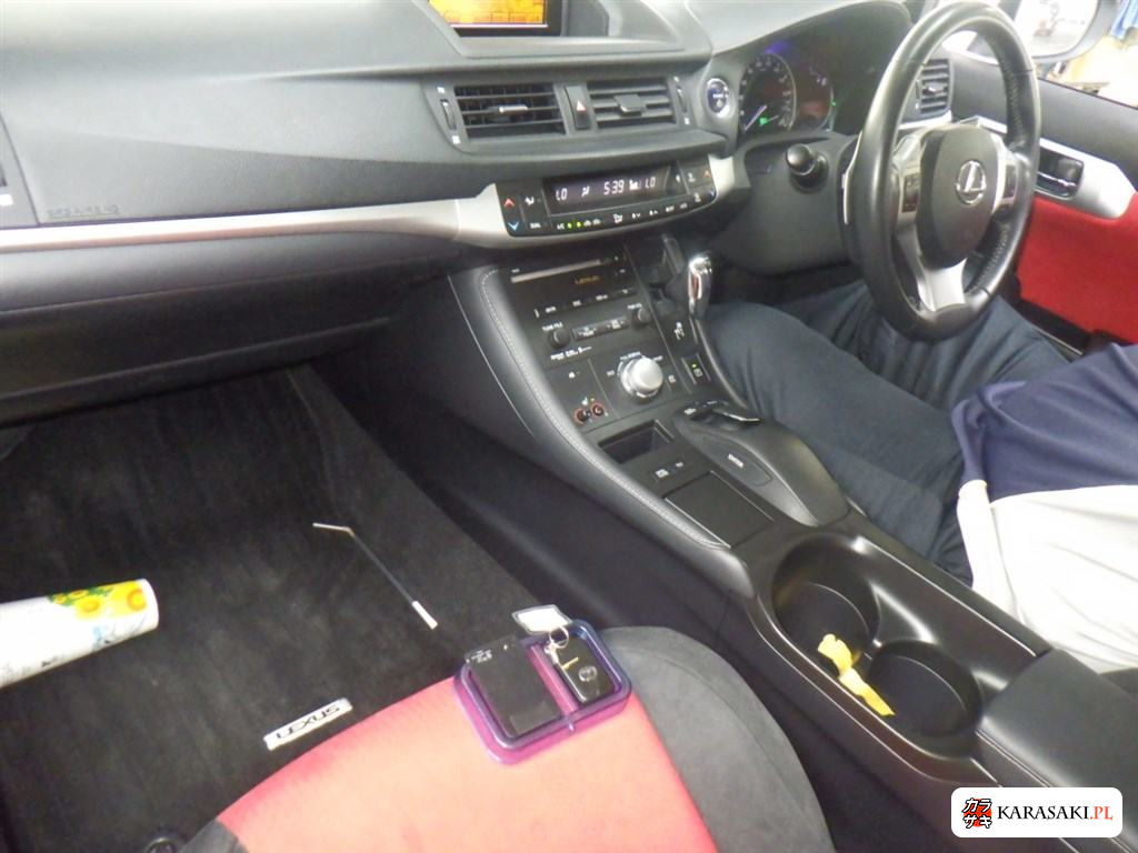 2011 Lexus CT CT200H Version C 5