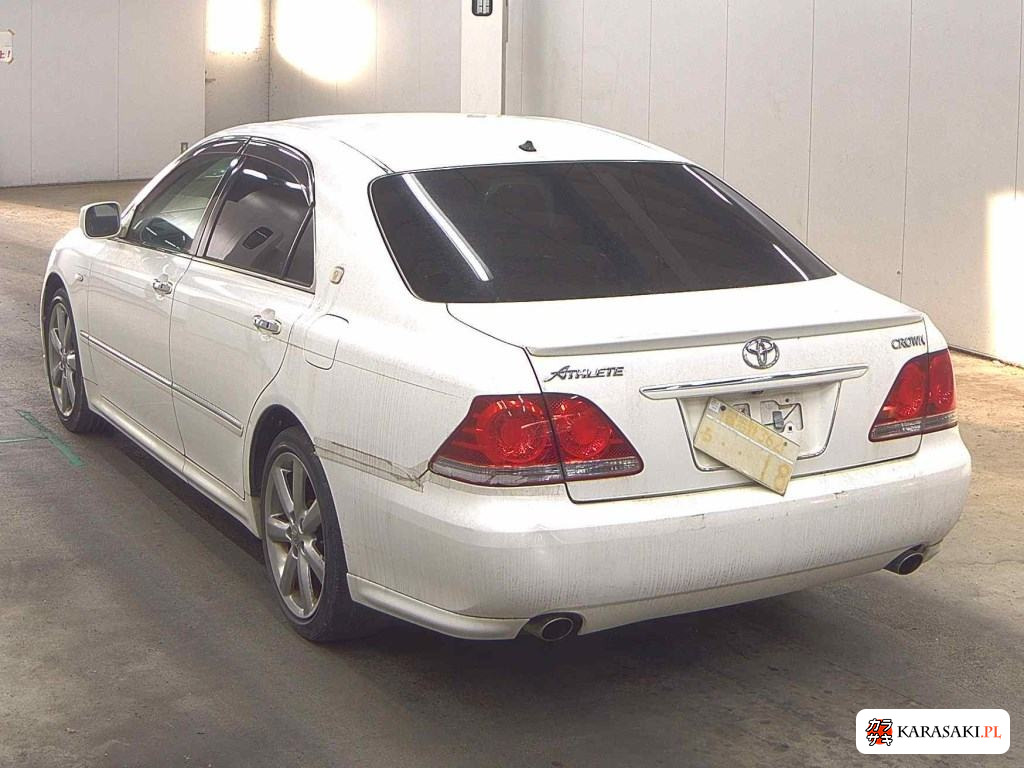 2005 Toyota Crown 4D Athlete 2