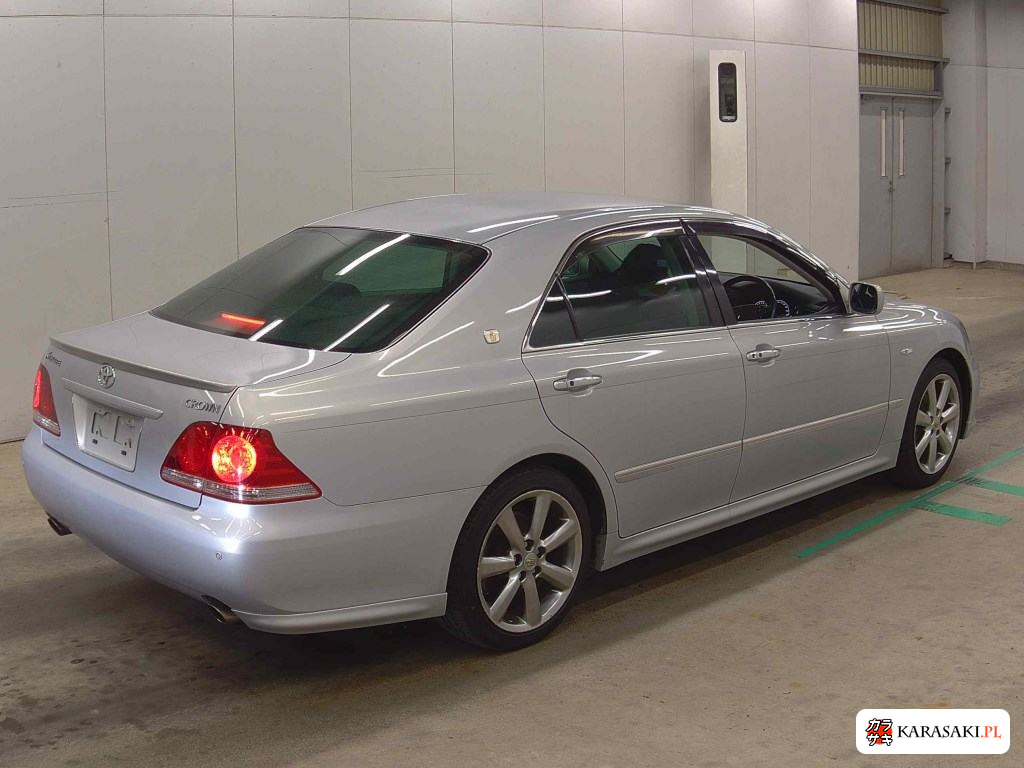 2005 Toyota Crown 4D Athlete 4