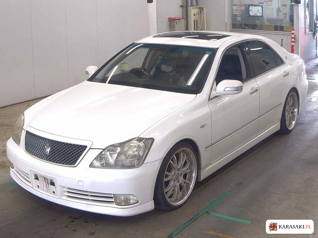 2004 Toyota Crown 4D Athlete 3