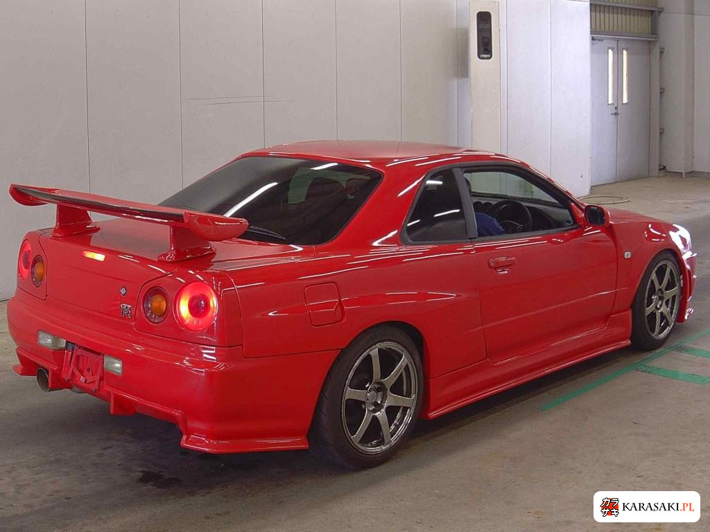Nissan Skyline 1998 z aukcji japońskiej