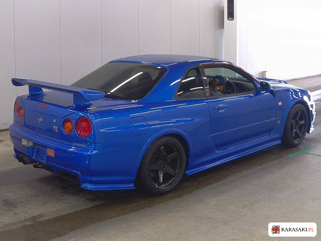 Nissan Skyline 1999 z aukcji japońskiej