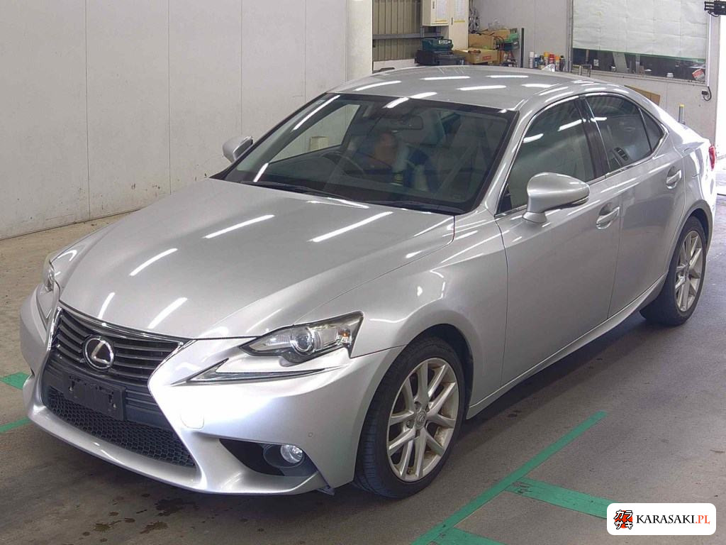 Lexus Is 2013 z aukcji japońskiej