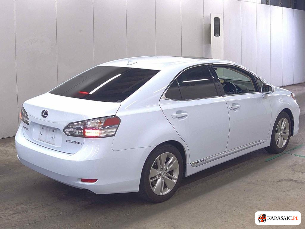 Lexus HS 2010 z aukcji japońskiej