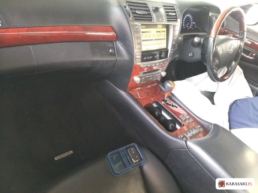 Lexus LS 2010 z aukcji japońskiej