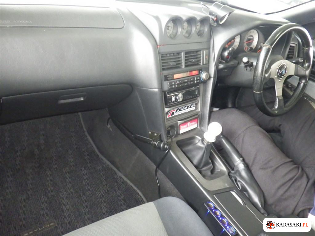 Nissan Skyline 2001 z aukcji japońskiej