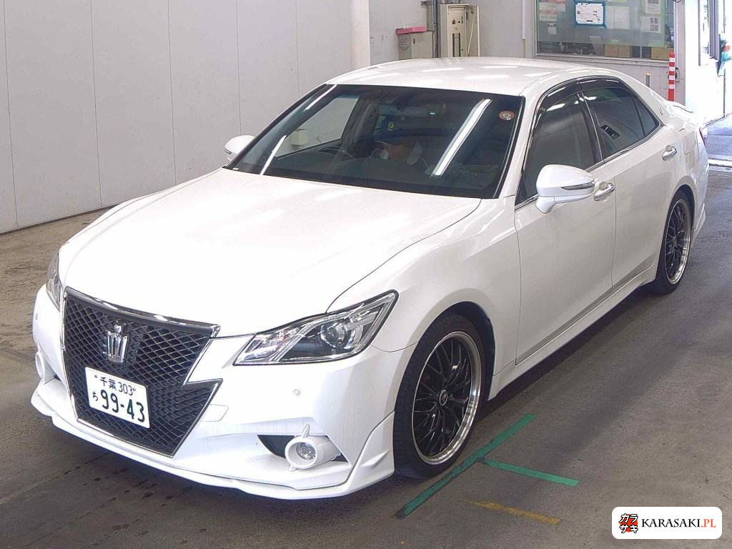 Toyota Crown 2013 z aukcji japońskiej
