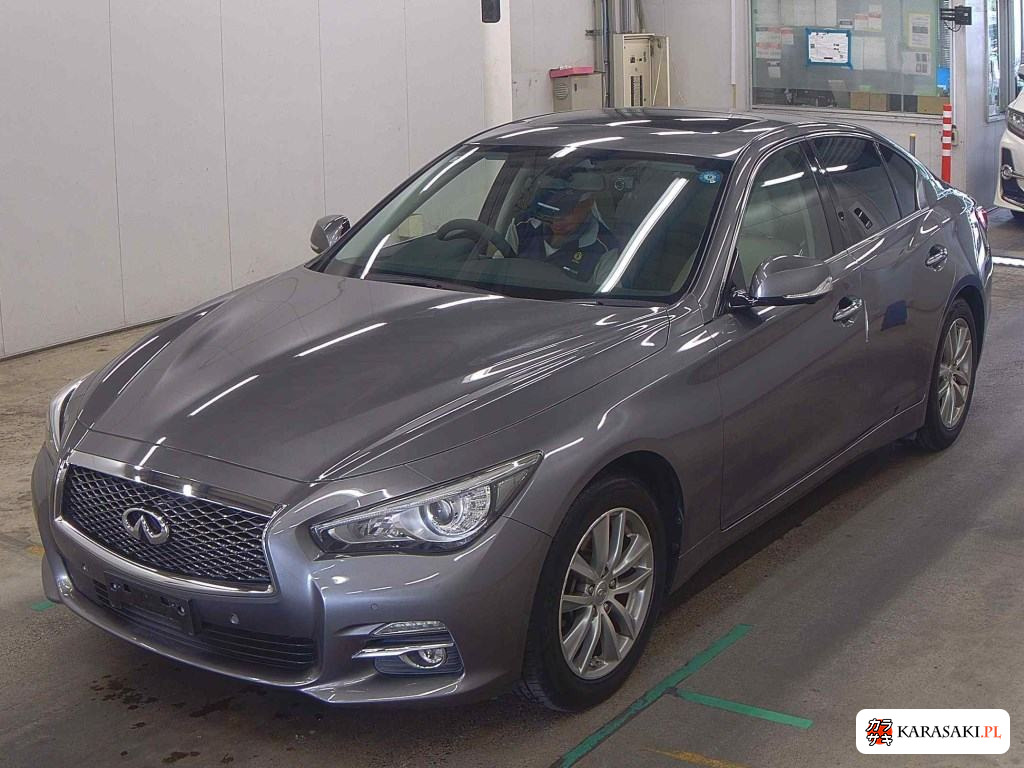 Nissan Skyline 2015 z aukcji japońskiej