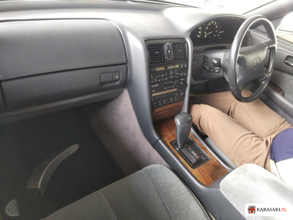 Toyota Celsior 1992 z aukcji japońskiej