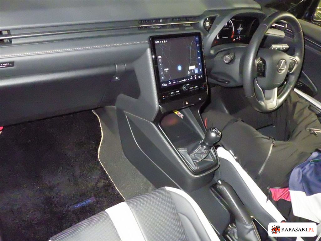 Lexus LBX 2025 z aukcji japońskiej