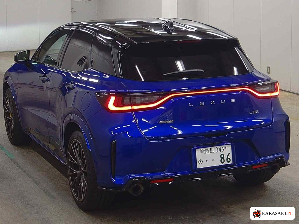 Lexus LBX 2025 z aukcji japońskiej