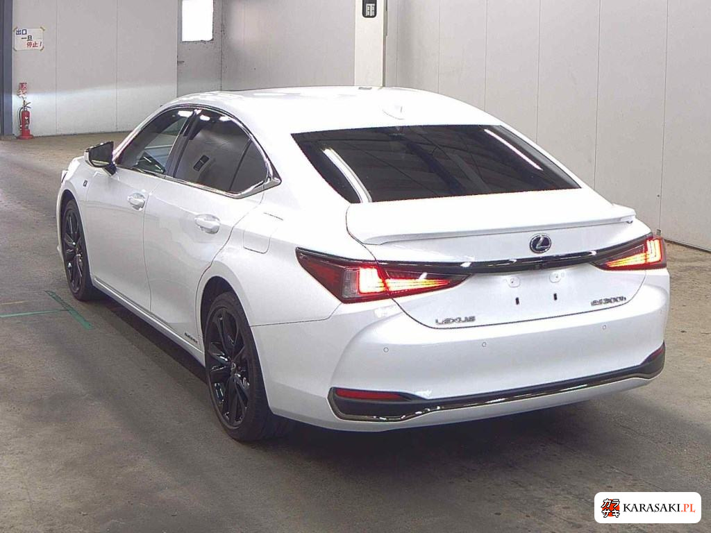 Lexus Es 2021 z aukcji japońskiej