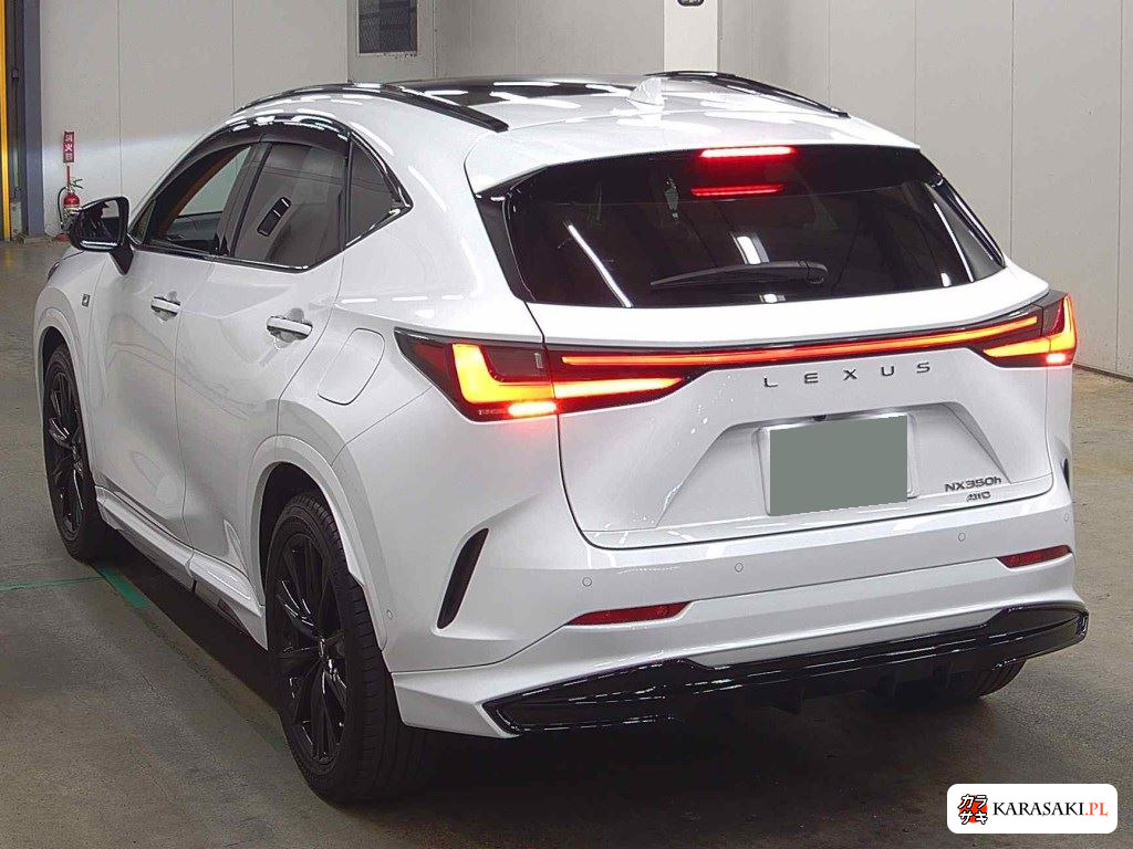 Lexus NX 2025 з японського аукціону