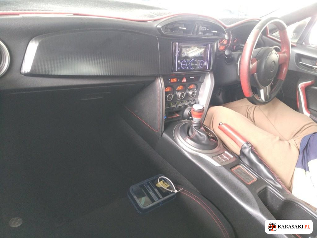Toyota 86 2012 z aukcji japońskiej