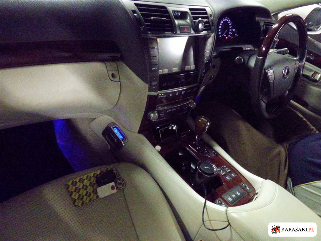 Lexus LS 2009 z aukcji japońskiej
