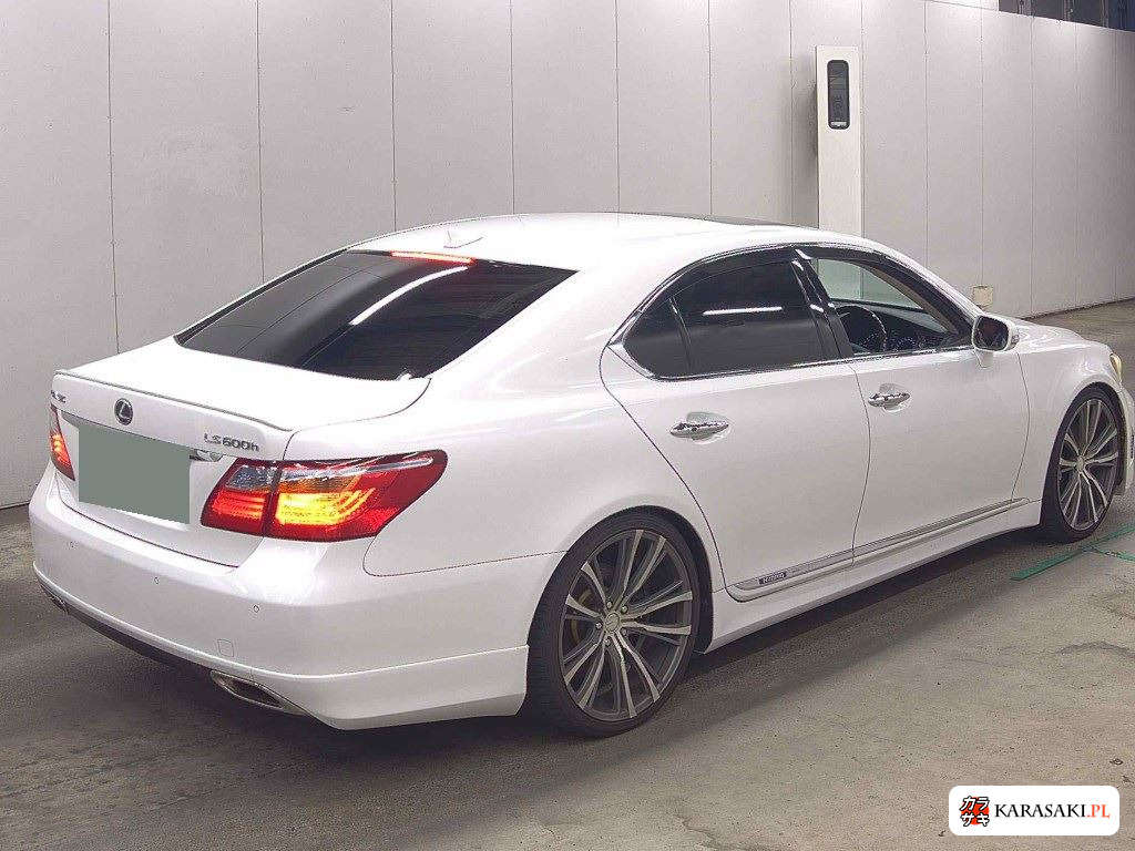 Lexus LS 2009 z aukcji japońskiej