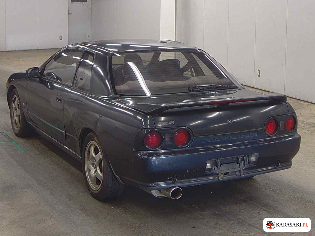 Nissan Skyline 1990 z aukcji japońskiej