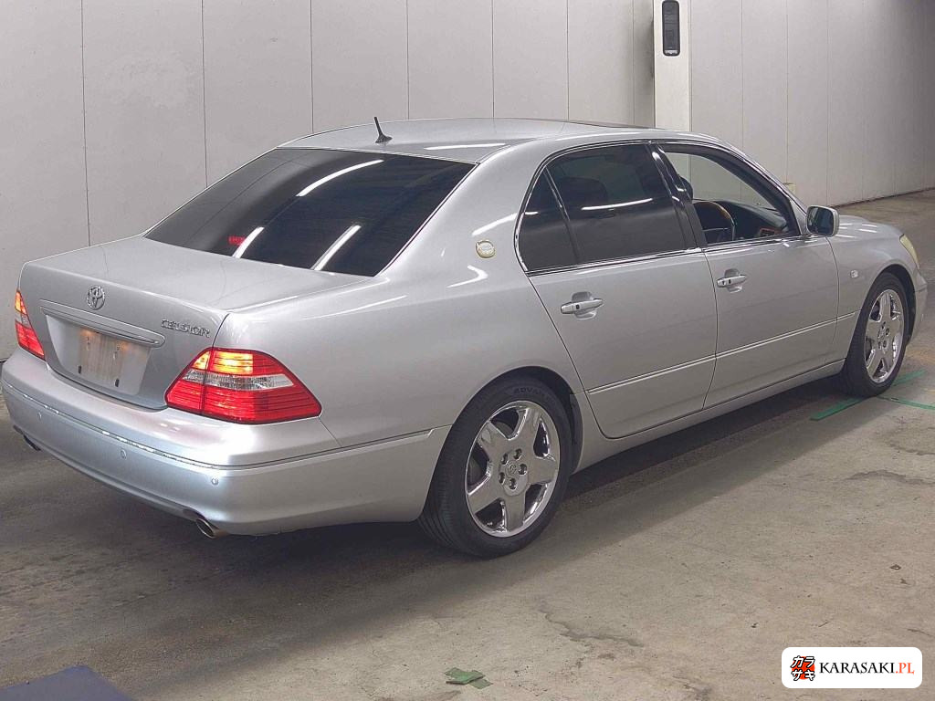Toyota Celsior 2005 z aukcji japońskiej