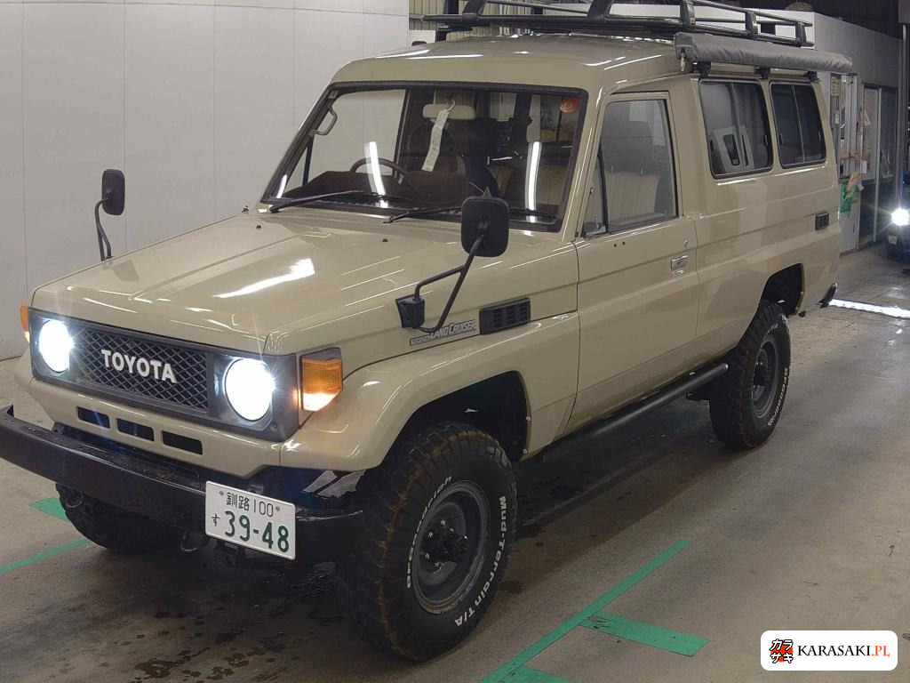 2015 Overseas Toyota 3
