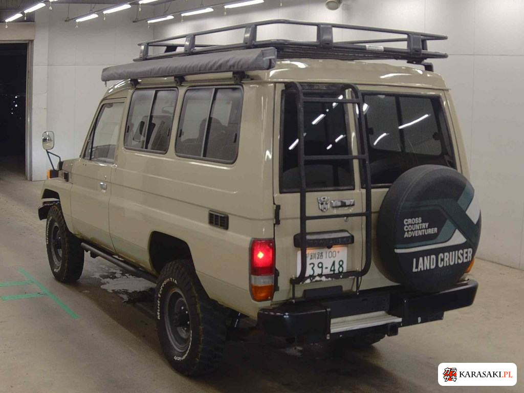 2015 Overseas Toyota 2
