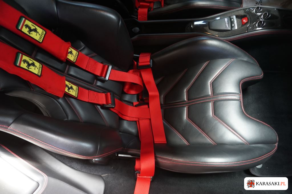 2017 Ferrari 458 Italia Base Grade 8