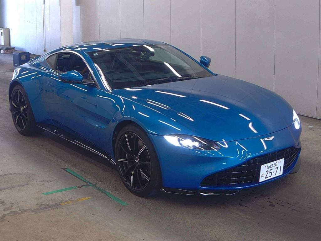 Aston Martin Vantage 2021 z aukcji japońskiej