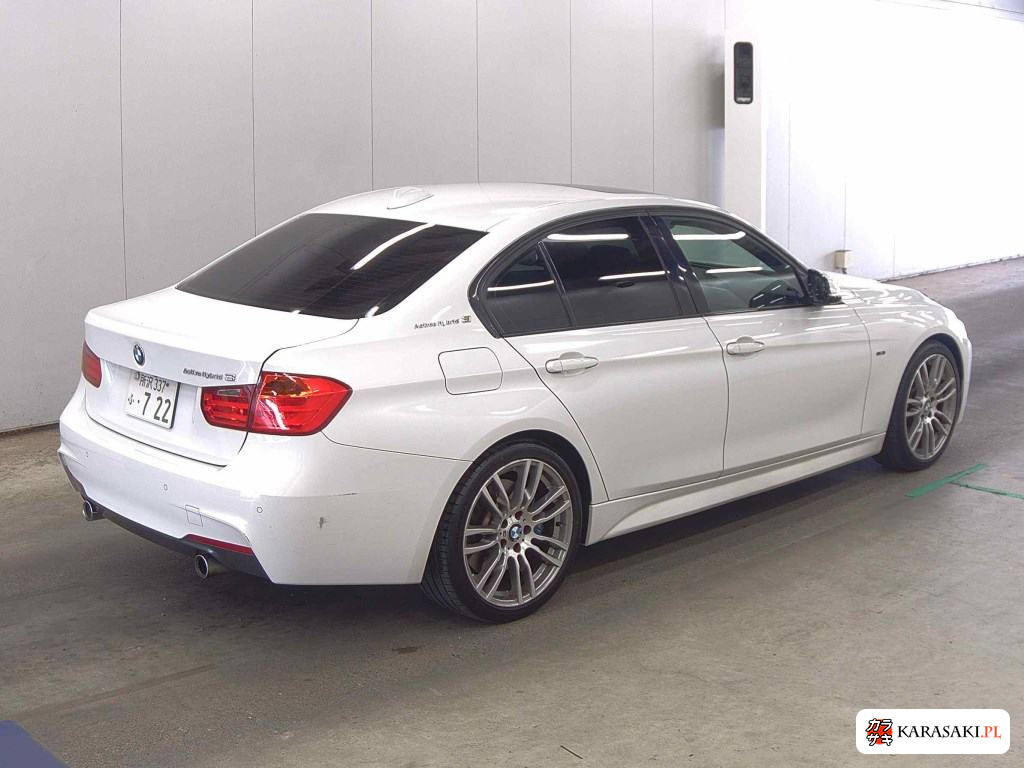 BMW 3 Series 2013 з японського аукціону