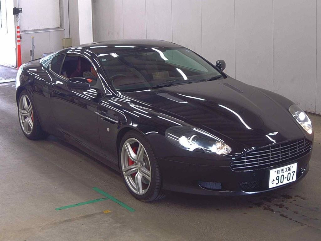 Aston Martin DB9 2009 z aukcji japońskiej