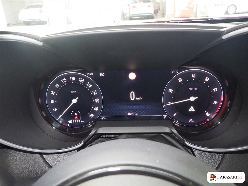 2025 Alfa Romeo Giulia 4D 2.9 V6 Bi-Turbo Quadrifoglio 6