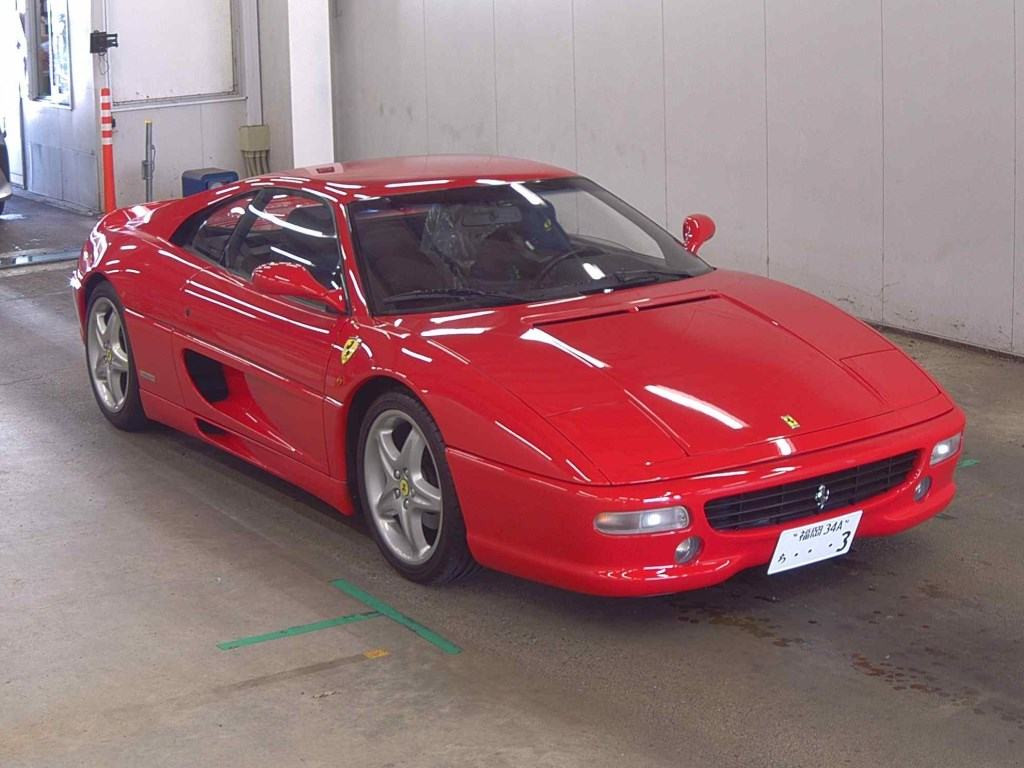 Ferrari 355F1 1999 z aukcji japońskiej