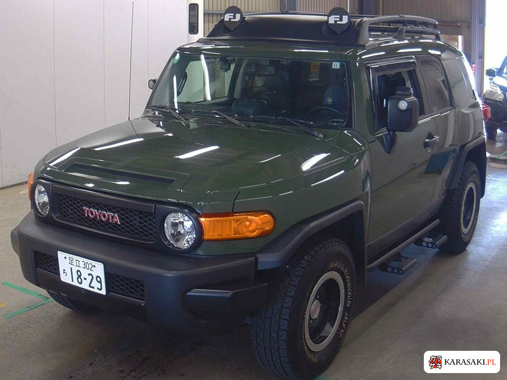 2011 America Toyota FJ Cruiser 4WD 3