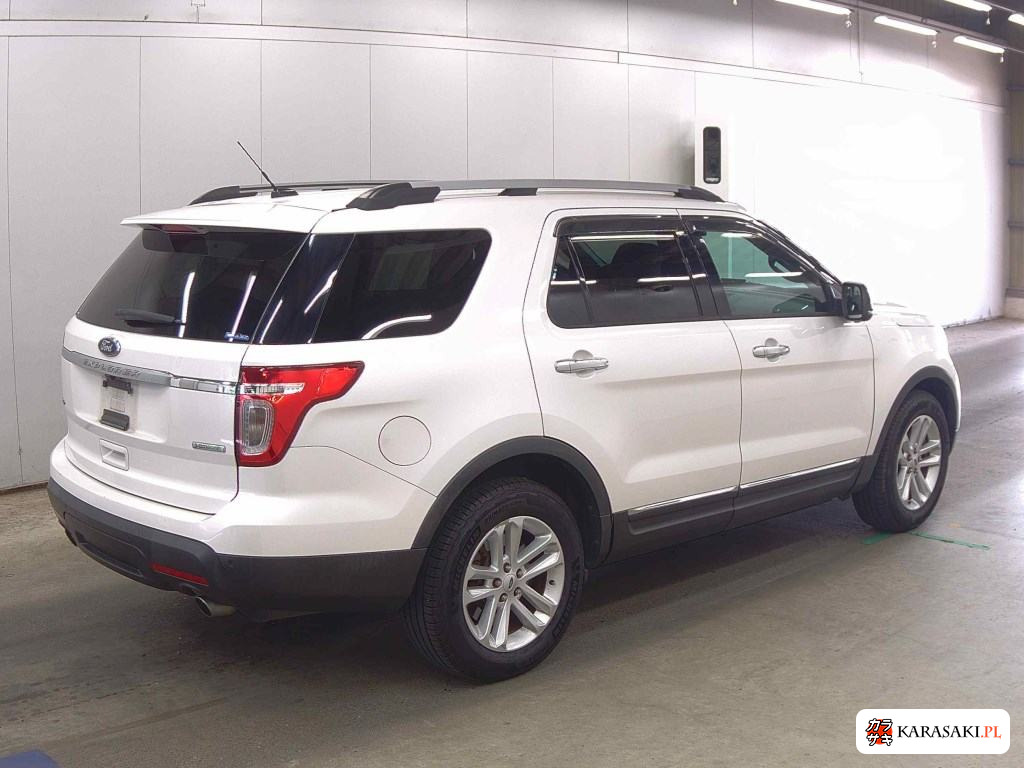 Ford Explorer 2013 з японського аукціону