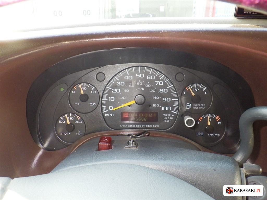 2003 GMC Savana 4D 6