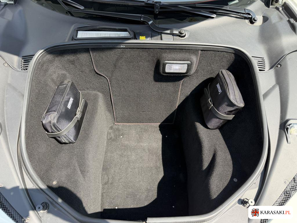 2013 Ferrari 458 Spider Base Grade 12