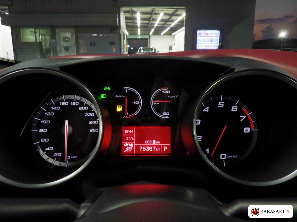 2015 Alfa Romeo Giulietta 5D Quadrifoglio Verde 6