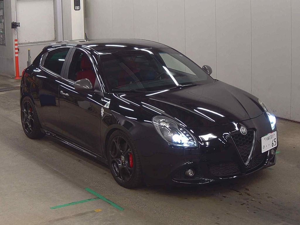Alfa Romeo Giulietta 2015 z aukcji japońskiej