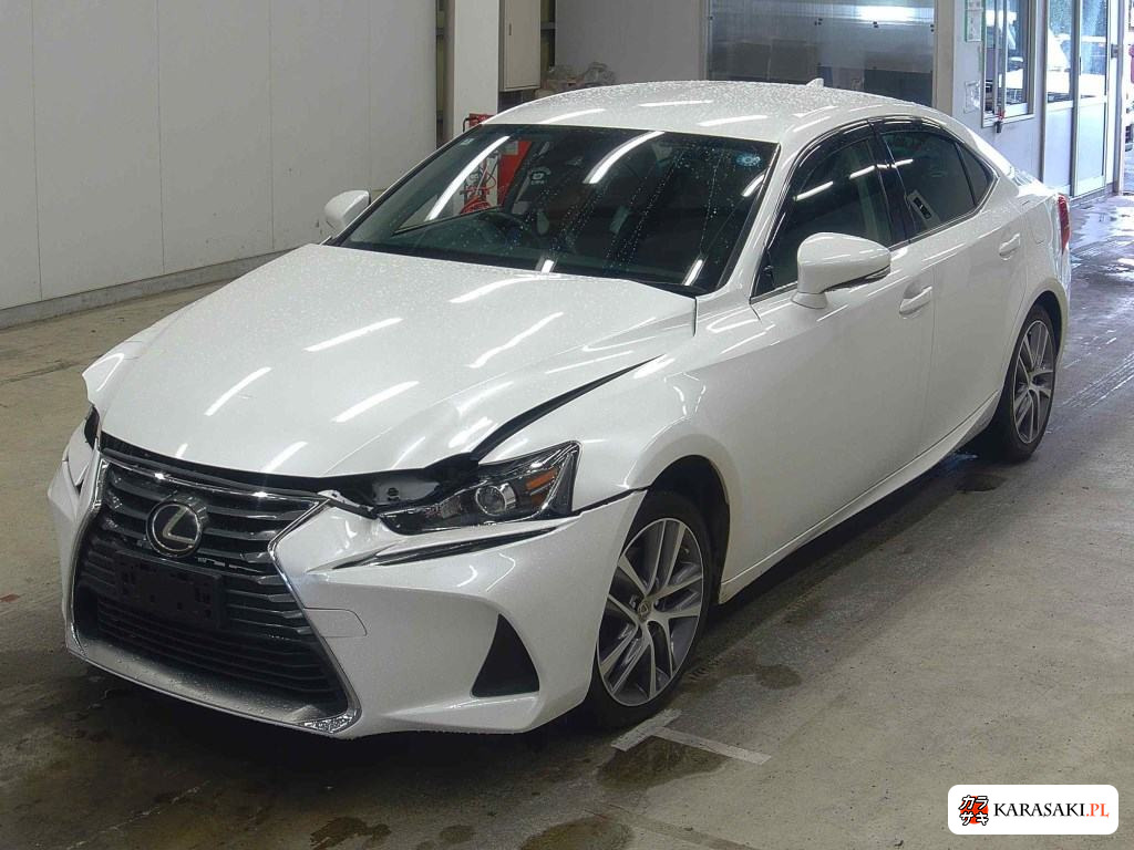 Lexus Is 2018 z aukcji japońskiej
