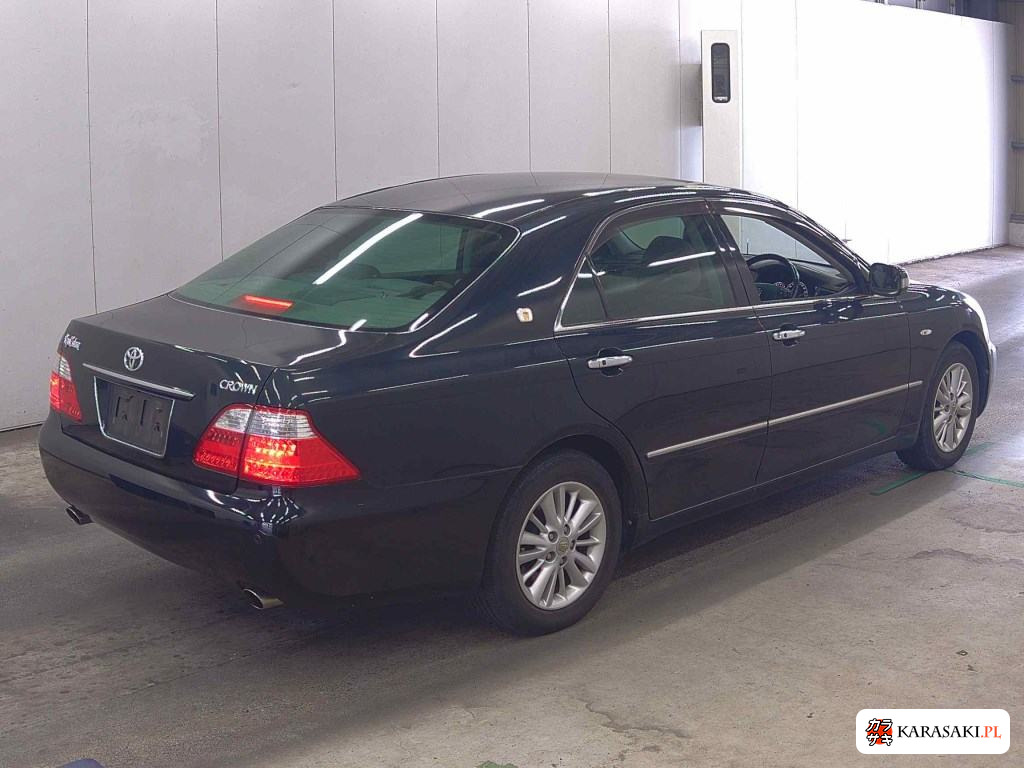 Toyota Crown 2006 z aukcji japońskiej